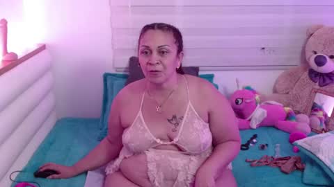 scarlettbooty online show from May 11, 2026, 2:45 pm