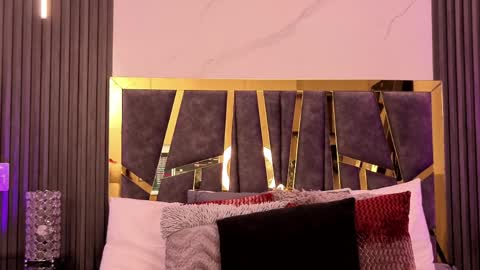 scarlettorres online show from April 8, 2026, 6:41 pm