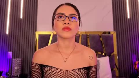 scarlettorres online show from April 16, 2026, 6:41 pm