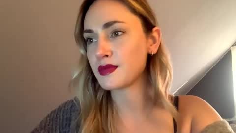 ScarlettxBlonde online show from March 18, 2026, 3:15 pm