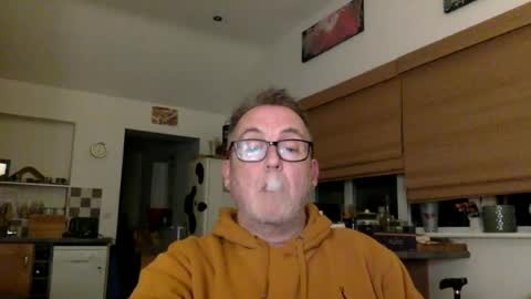 Snapshot of scbiggersballs chatting on June 15, 2026, 11:18 pm scbiggersballs online show from June 15, 2026, 11:18 pm