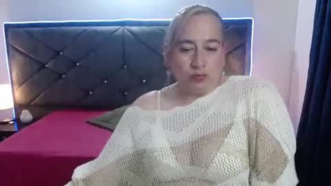 Snapshot of sccarlet_rose22 chatting on November 11, 2025, 11:38 pm Sccarlet online show from November 11, 2025, 11:38 pm