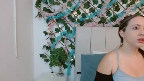 SCARLET online show from November 29, 2025, 11:35 am