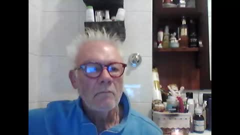 Snapshot of schizzodoro chatting on October 4, 2025, 4:21 am schizzodoro online show from October 4, 2025, 4:21 am