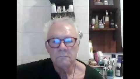 Snapshot of schizzodoro chatting on October 14, 2025, 3:29 am schizzodoro online show from October 14, 2025, 3:29 am