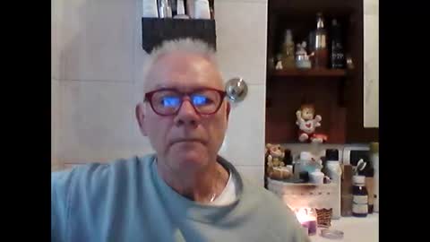 Snapshot of schizzodoro chatting on November 9, 2025, 6:01 am schizzodoro online show from November 9, 2025, 6:01 am