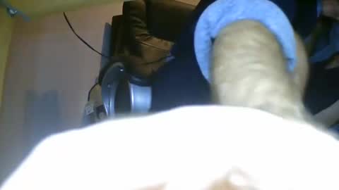 Fritz Schluepper online show from December 7, 2024, 8:11 am