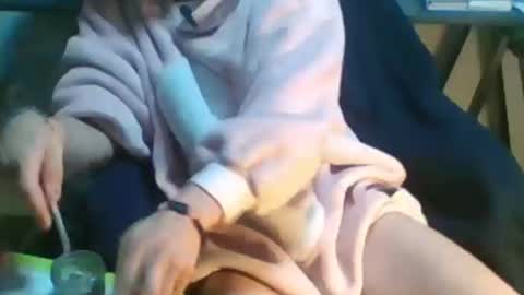 schmidti online show from October 17, 2025, 9:06 pm