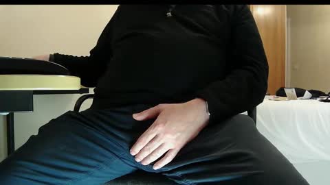 Mick online show from October 12, 2025, 10:09 pm