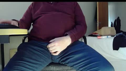 Mick online show from December 15, 2025, 11:47 am