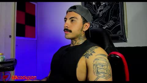 Snapshot of scockpion_ chatting on November 21, 2025, 8:13 am Alejandro help me to reach 200 thumps up online show from November 21, 2025, 8:13 am