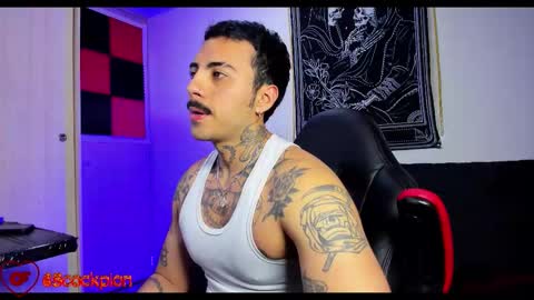 Snapshot of scockpion_ chatting on November 24, 2025, 2:55 am Alejandro help me to reach 200 thumps up online show from November 24, 2025, 2:55 am