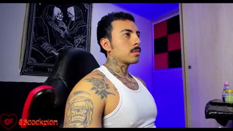 Snapshot of scockpion_ chatting on December 1, 2025, 5:56 am Alejandro help me to reach 200 thumps up online show from December 1, 2025, 5:56 am