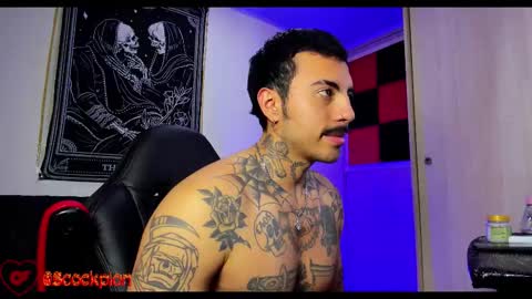 Snapshot of scockpion_ chatting on December 2, 2025, 5:02 am Alejandro help me to reach 200 thumps up online show from December 2, 2025, 5:02 am