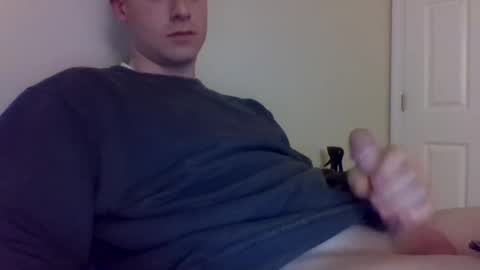 scooter912 online show from December 11, 2024, 6:20 pm