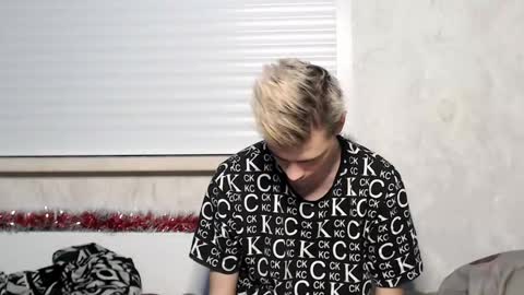 Snapshot of scorpion_250 chatting on January 8, 2025, 10:06 pm Scorpion 250 online show from January 8, 2025, 10:06 pm