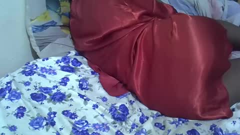 Its Lilly online show from December 9, 2024, 8:12 pm