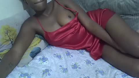 Its Lilly online show from December 14, 2024, 4:45 am