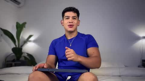 Andrew Flintt online show from February 9, 2026, 11:47 am