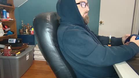 Dadbodtactics online show from May 31, 2026, 8:43 am