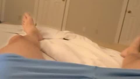 scottyla3107 online show from April 7, 2026, 3:18 am