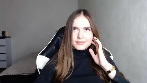 scratc_h online show from October 8, 2025, 7:00 pm