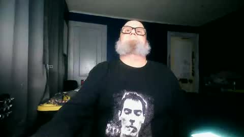 Snapshot of screamnstevn chatting on January 6, 2025, 5:52 am Steven online show from January 6, 2025, 5:52 am