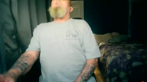 Snapshot of screamnstevn chatting on November 28, 2025, 4:04 am Steven online show from November 28, 2025, 4:04 am