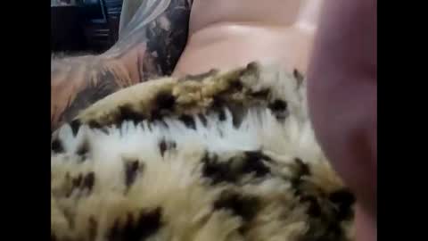 Snapshot of scruff2022 chatting on December 7, 2024, 1:40 pm Scruff2022 online show from December 7, 2024, 1:40 pm