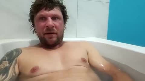 Snapshot of scruff2022 chatting on September 30, 2025, 9:53 pm Scruff2022 online show from September 30, 2025, 9:53 pm