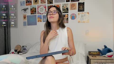 Aria Independent model online show from January 23, 2025, 4:19 am