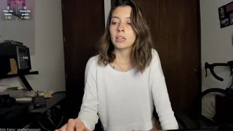 Aria Independent model online show from September 24, 2025, 1:31 am