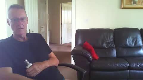 Snapshot of seakrait chatting on October 31, 2025, 10:16 am seakrait online show from October 31, 2025, 10:16 am