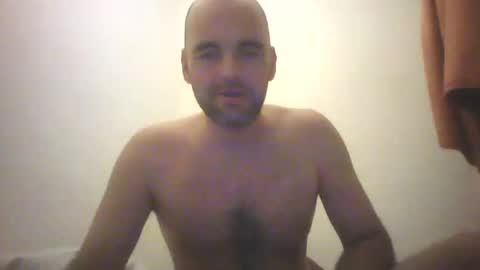 Snapshot of sean20775 chatting on November 6, 2025, 9:48 pm Sean online show from November 6, 2025, 9:48 pm
