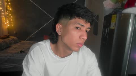 Sean Scoth online show from December 24, 2024, 1:27 am