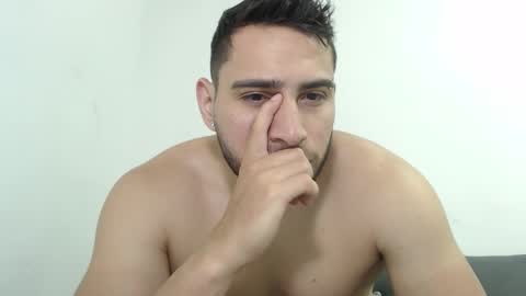 seank_noszka online show from November 8, 2025, 6:51 pm