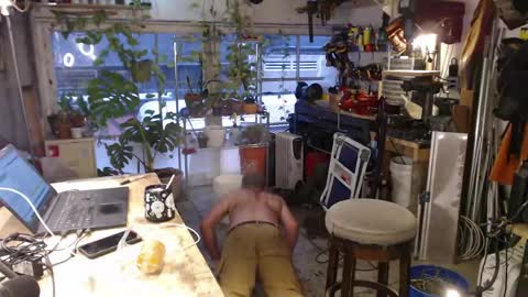 Seattlemanwhore online show from May 19, 2026, 2:01 pm
