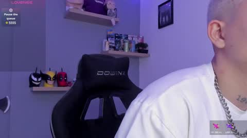 Sebastin online show from January 16, 2025, 11:37 pm