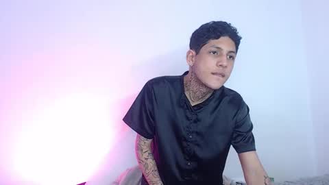  CAMILA Y SEBASTIAN online show from February 17, 2026, 3:25 am