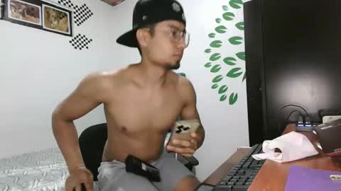 SEBASTIAN online show from October 19, 2025, 6:19 pm