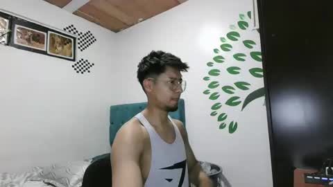 SEBASTIAN online show from November 9, 2025, 10:08 pm