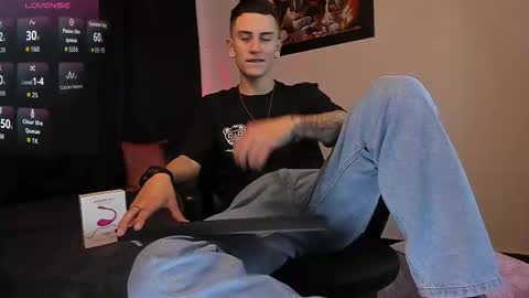 Sebastian online show from September 30, 2025, 3:55 am