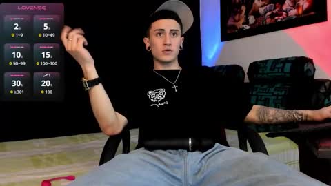 Sebastian online show from November 25, 2025, 12:32 am