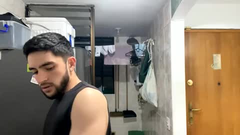 Sebastian online show from September 17, 2025, 11:39 pm