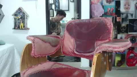 spityio instagram online show from February 20, 2025, 6:06 am