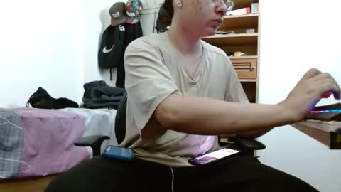 Sebas online show from February 3, 2025, 2:36 am