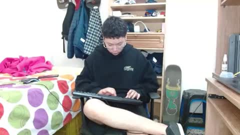 Sebas online show from March 6, 2025, 9:36 am