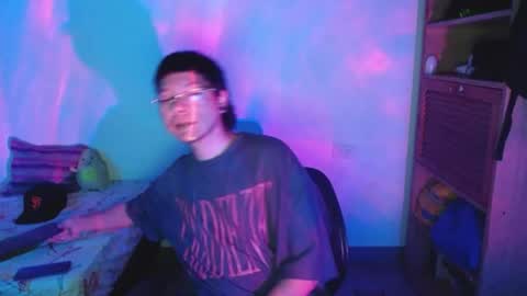 Snapshot of sebasslops chatting on April 3, 2026, 5:49 am Sebas online show from April 3, 2026, 5:49 am