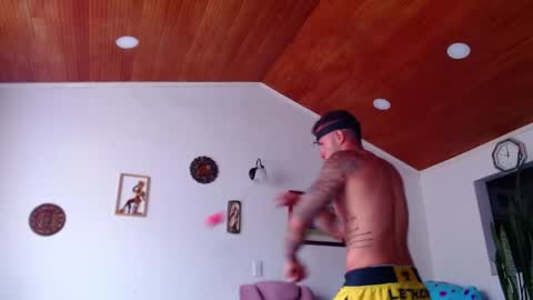 Snapshot of sebastian_025 chatting on May 25, 2026, 2:56 pm Sebastian online show from May 25, 2026, 2:56 pm