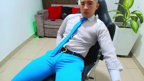 juan  sebastian online show from March 12, 2025, 12:04 pm